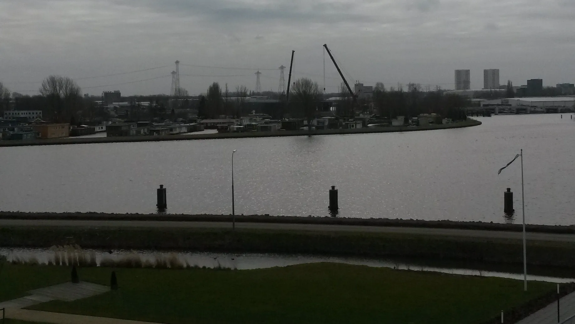 woonschepenhaven gedraaid