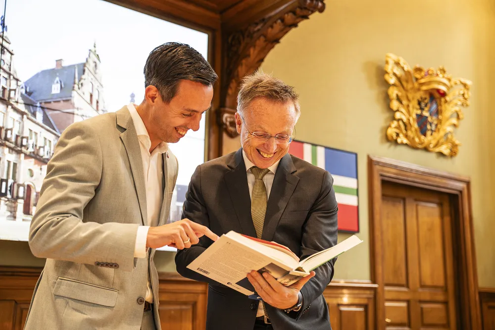voortgang en tegenwind 200 jaar provinciaal bestuur in groningen