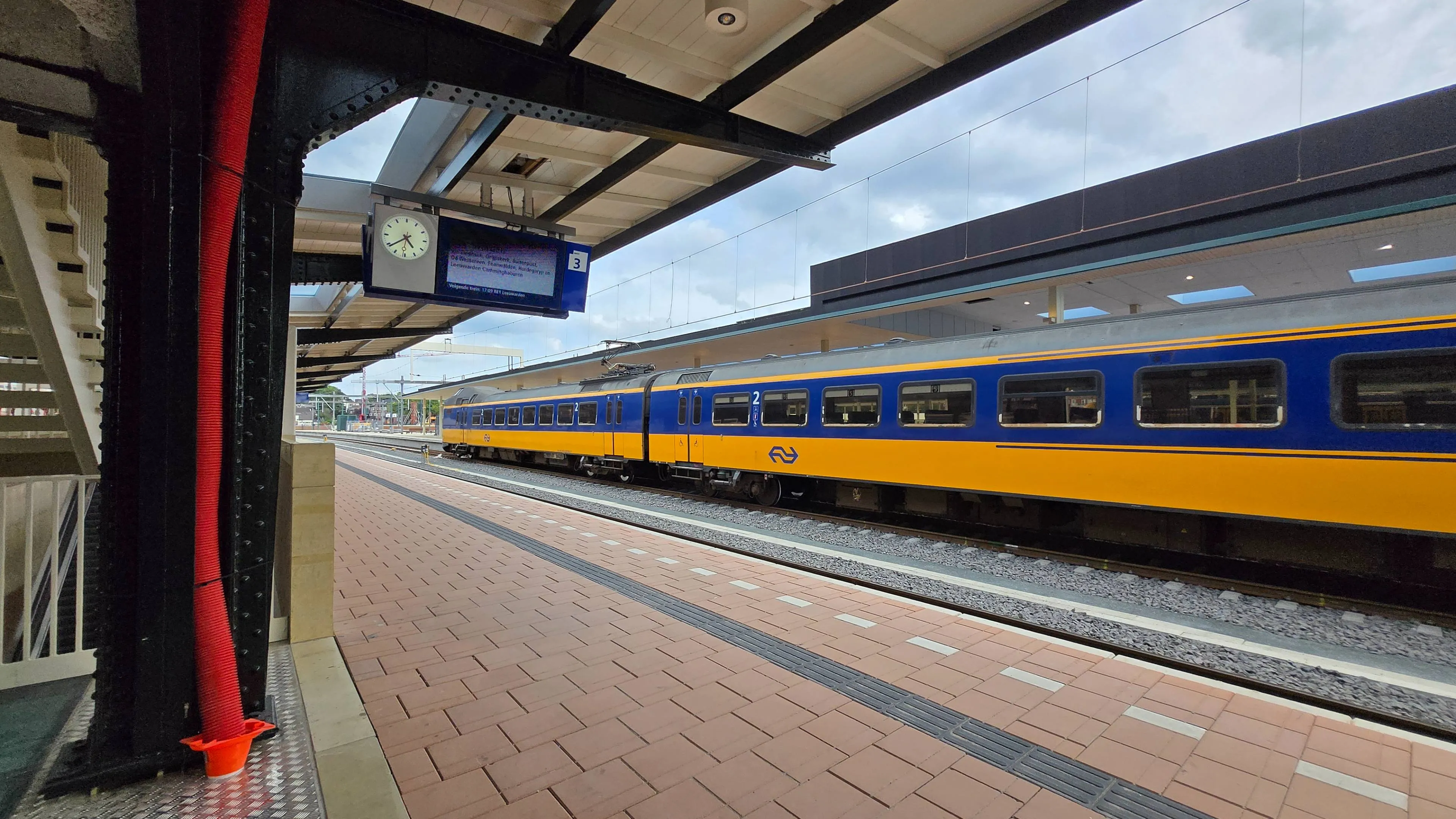 NS TREIN