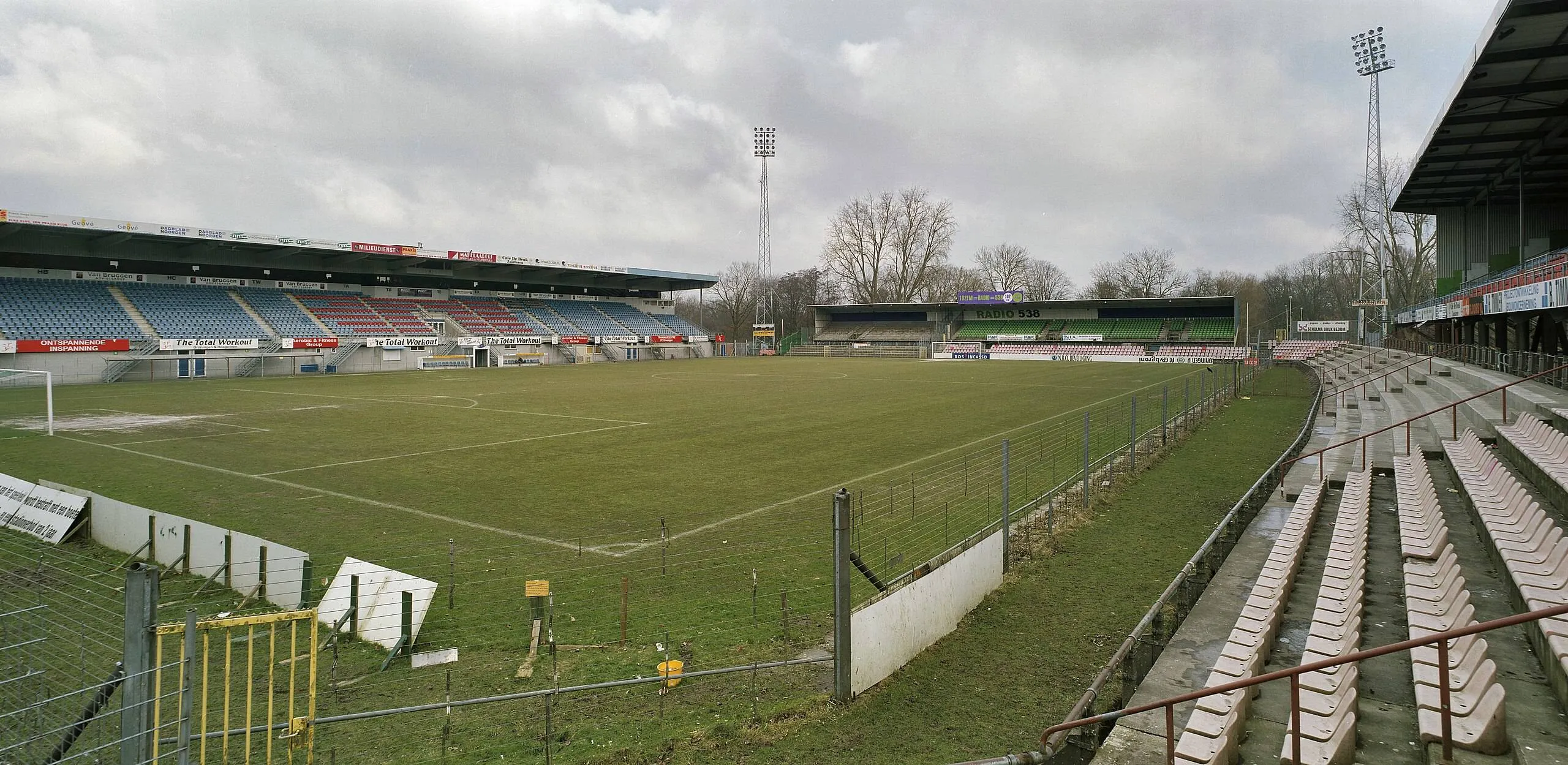 Overzicht_speelveld_-_Groningen_-_20383755_-_RCE oosterpark stadion cc by sa 4.0 Rijksdienst voor het Cultureel Erfgoed