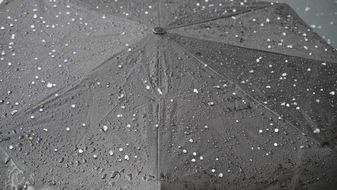 hagel-regen-janvanbizar-pixabay