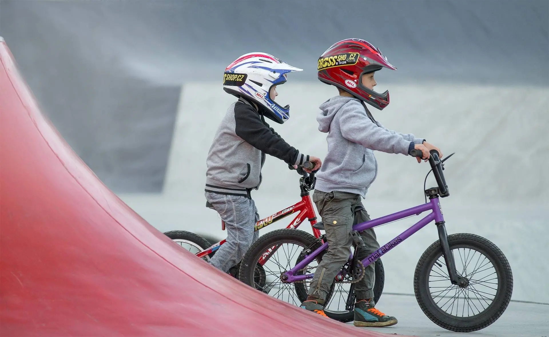 bottomlayercz0-children-613196_1920