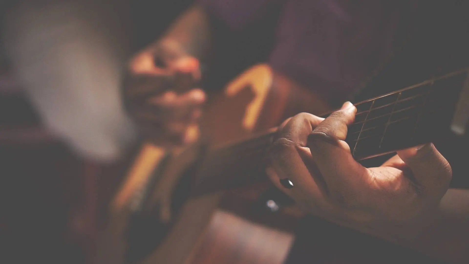 pexels-hands-1851426_1920
