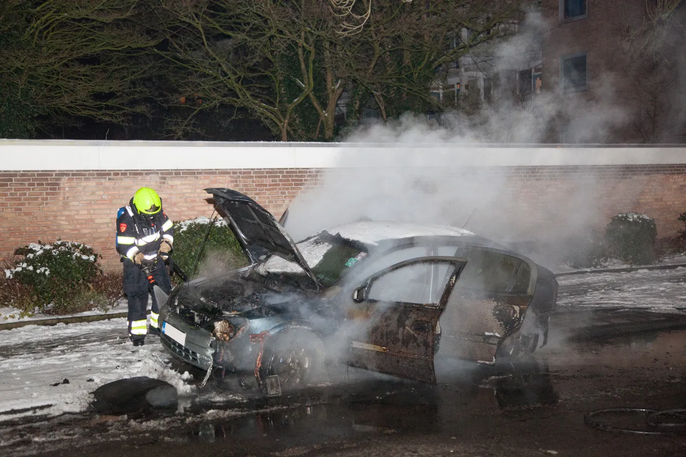 20170212 nieuwsfoto autobrand jan prinslaan haarlem 05