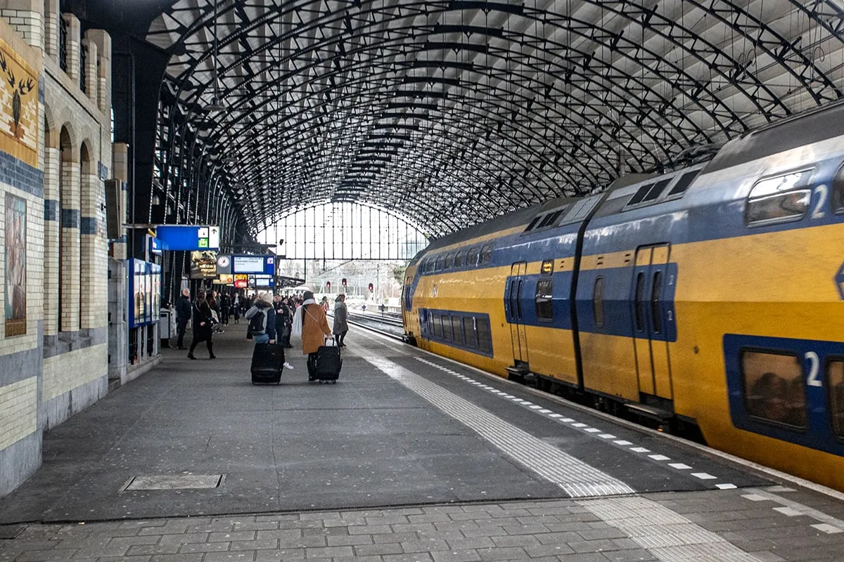 3z1a3177 trein station haarlem wmf
