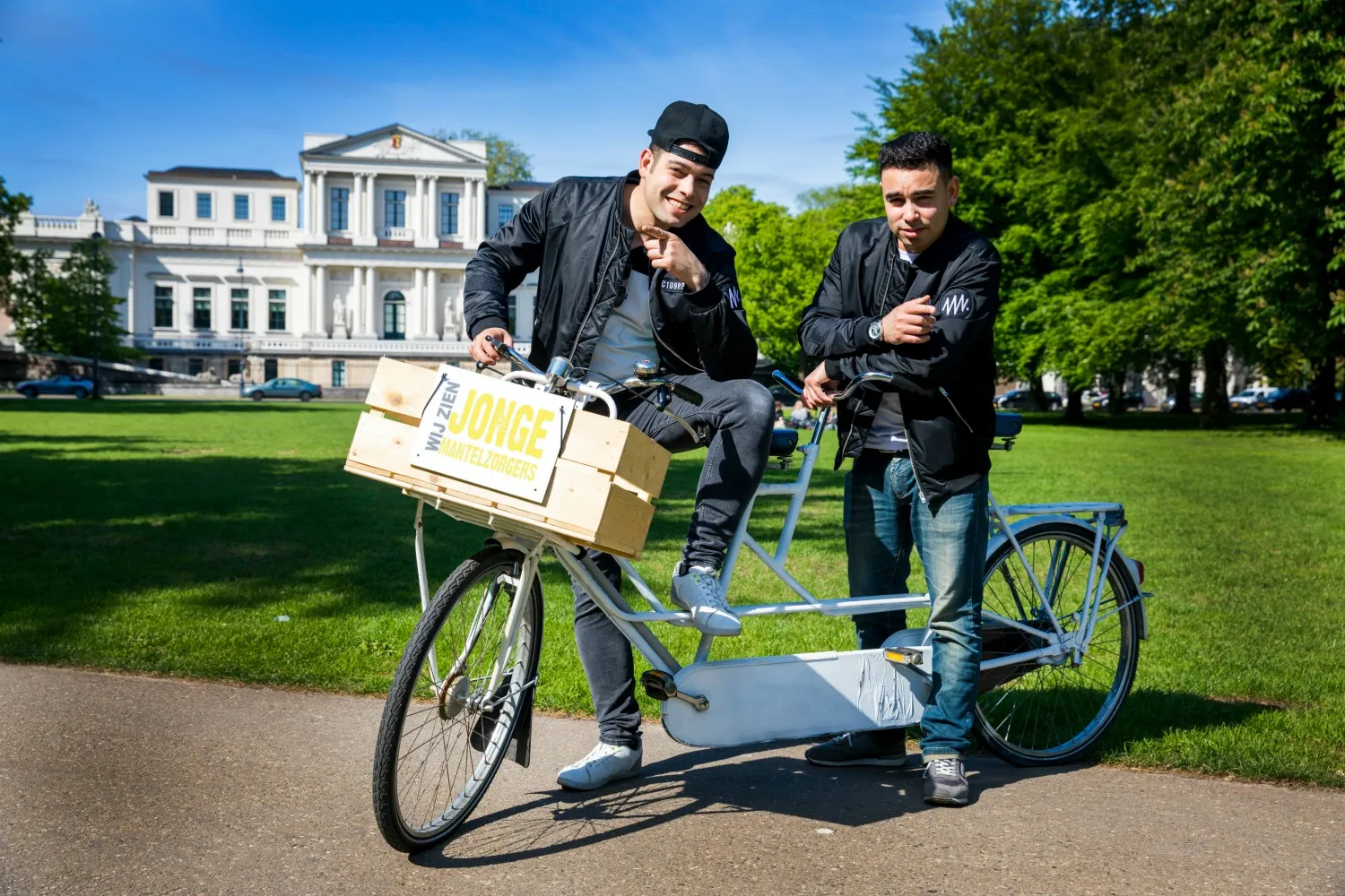 dos hermasnos mei 2017