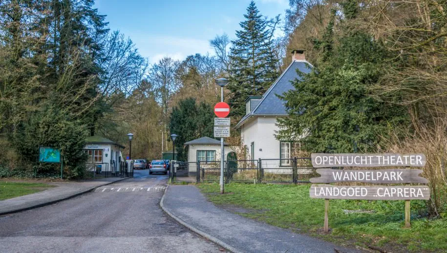 entree caprera 915x518