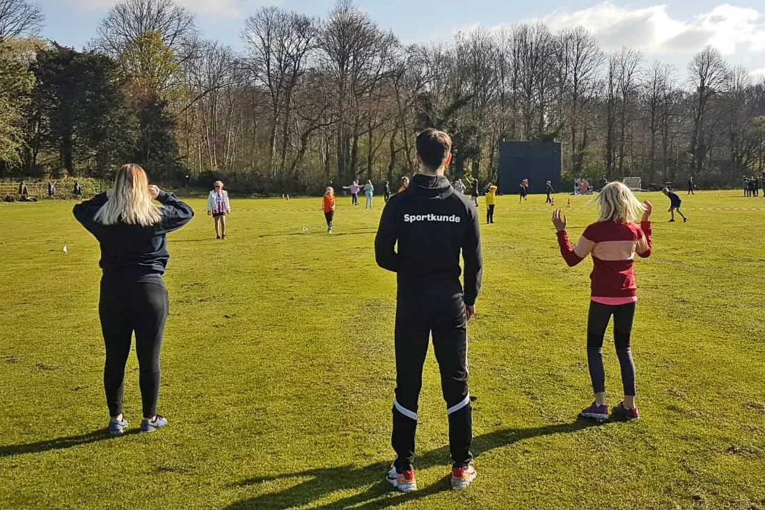 foto inholand student tijdens sportdag