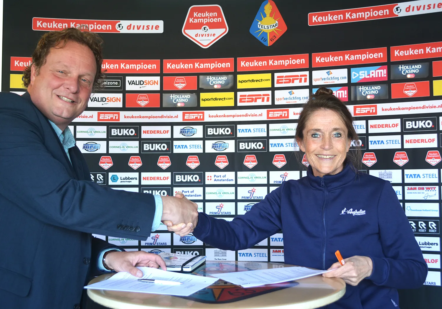 ondertekening samenwerkingsovereenkomst dss telstar vrouwen2def