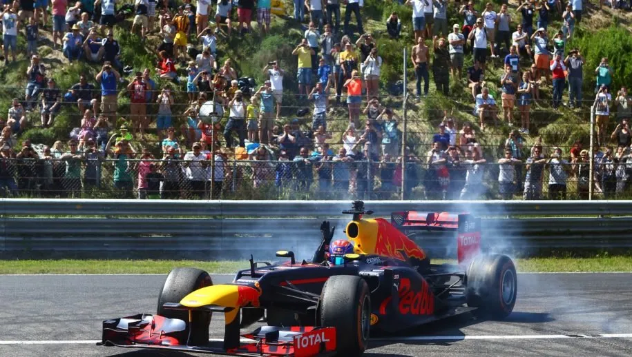 persbericht familie racedagen driven by max verstappen essay1 915x518