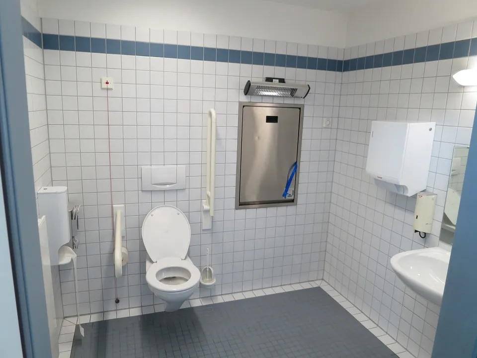 wc 111092 960 720