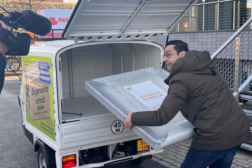 2022 03 02 fouad verhuist de eerste spullen resized