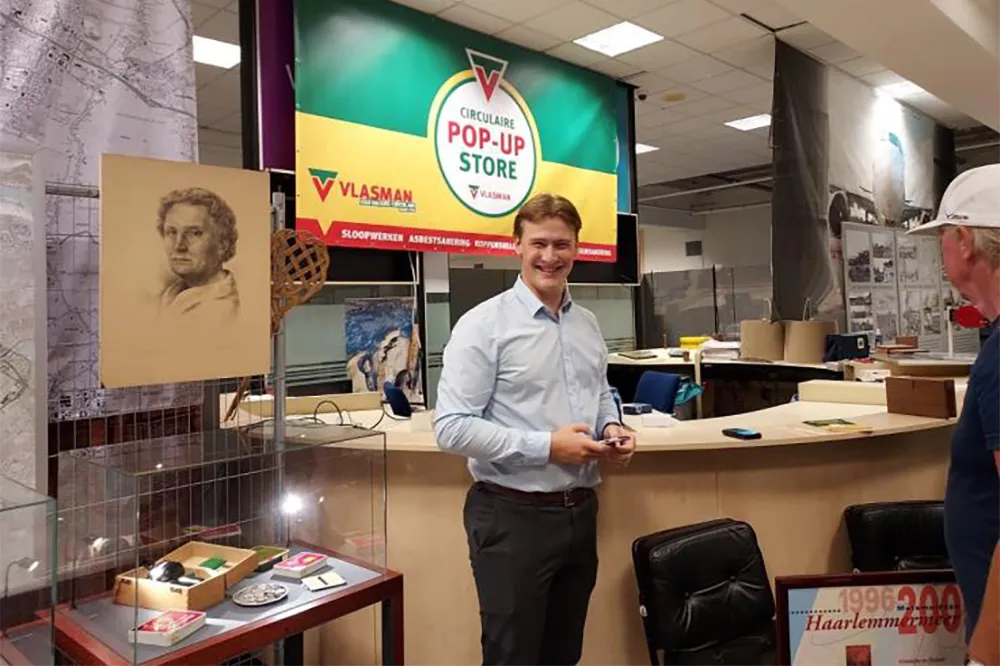 2022 08 10 popupstore jan 1