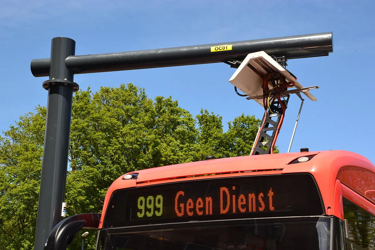 connexxion 9758 pantograph detail