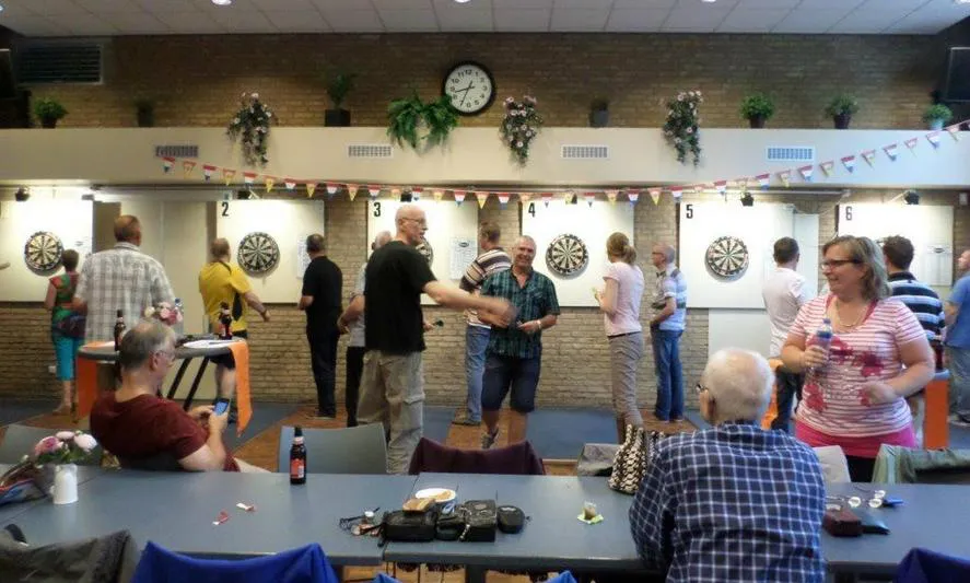 datsclub liserbroek