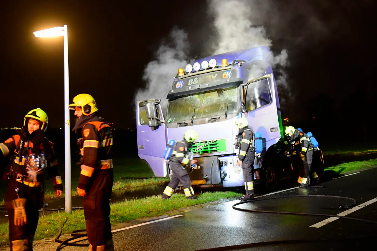 nieuwsfotonl vrachtwagen 02