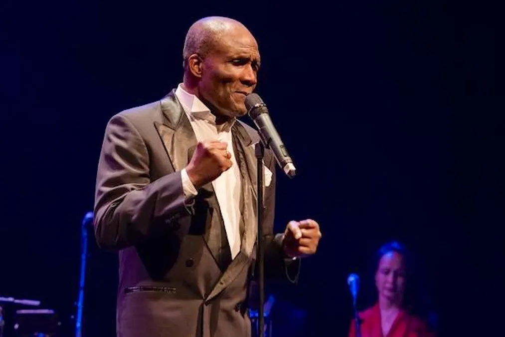 oscar harris naar suriname