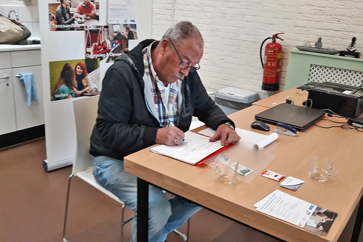 vrijwilliger van der eem voorbereiding financieel cafe 1