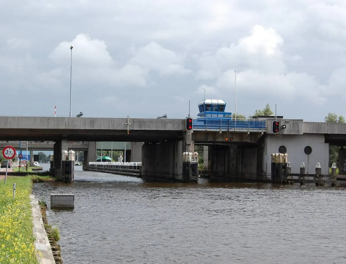 ringvaart hmeer brug a44 hpburger