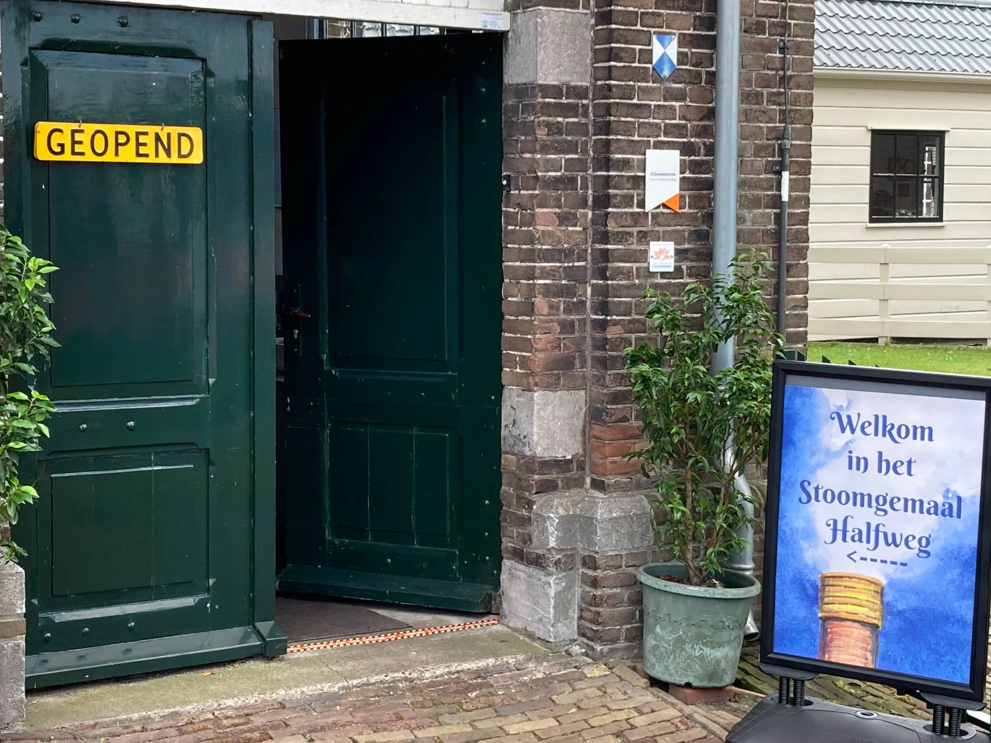Weer open