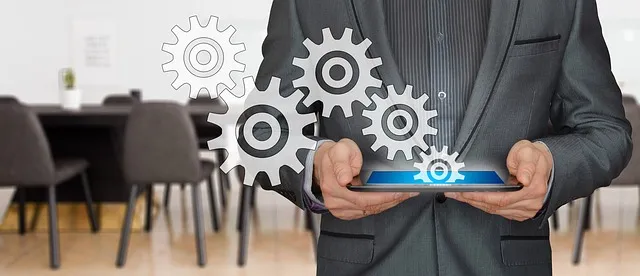 businessman 2606506 640