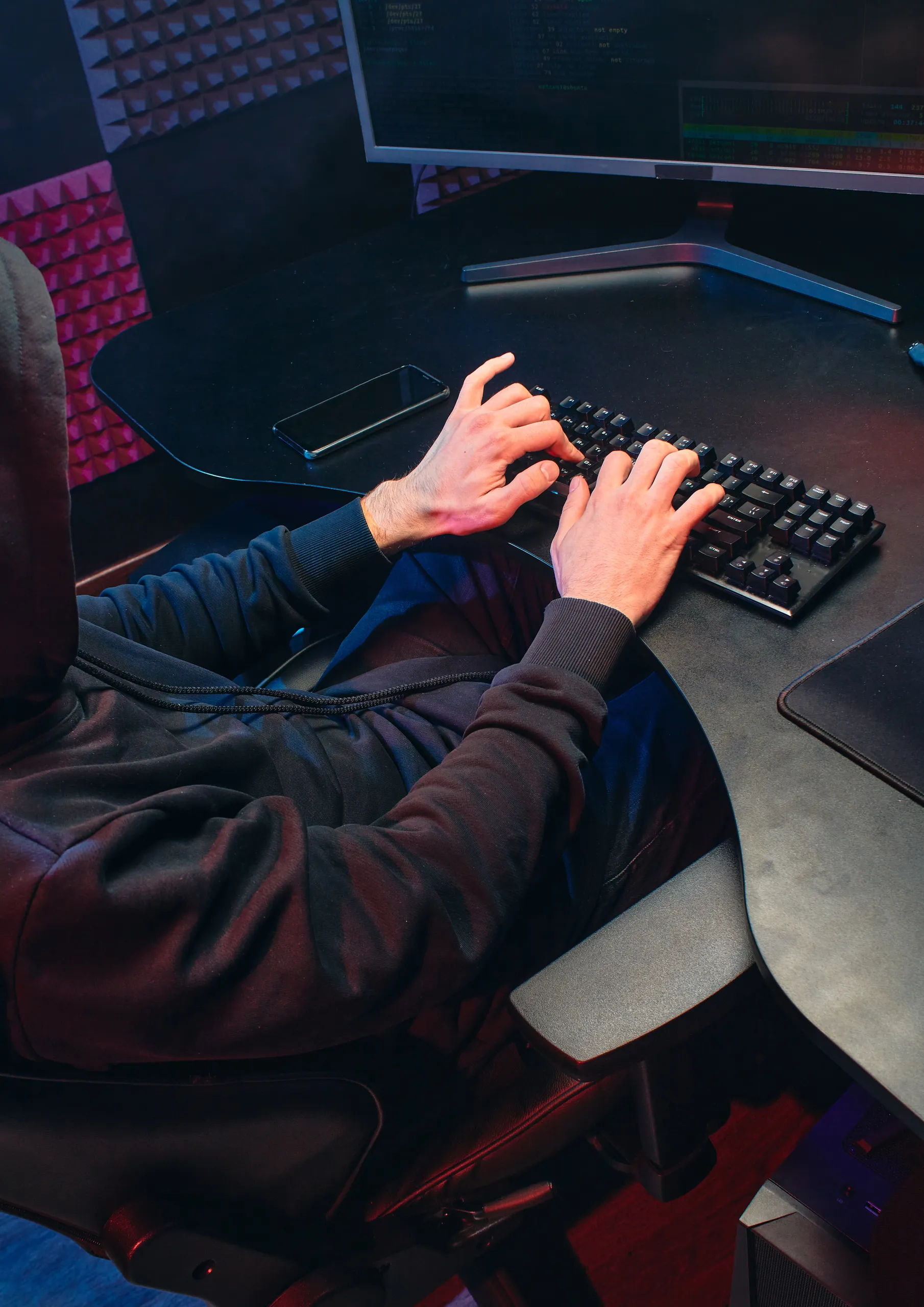 pexels mikhail nilov 6964348