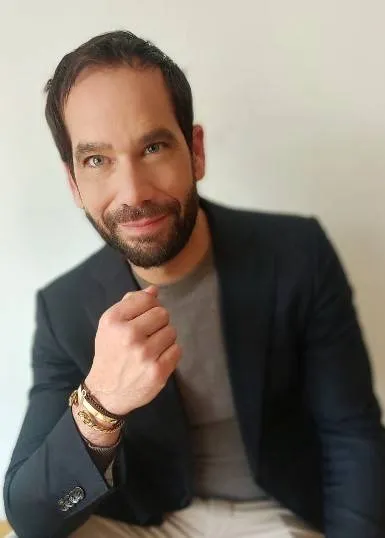 beeld nieuwe directeur bestuurder bibliotheek pepijn djelan