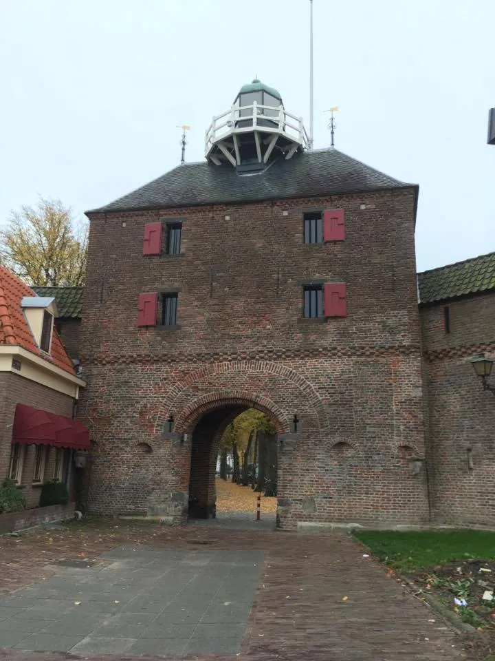 14872618 10153832924436073 1235153732 n 1 kopie