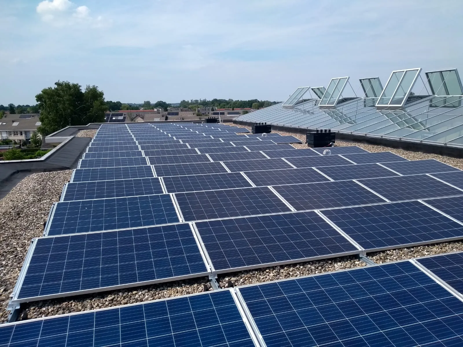 178 zonnepanelen op woongebouw de palaver elburg
