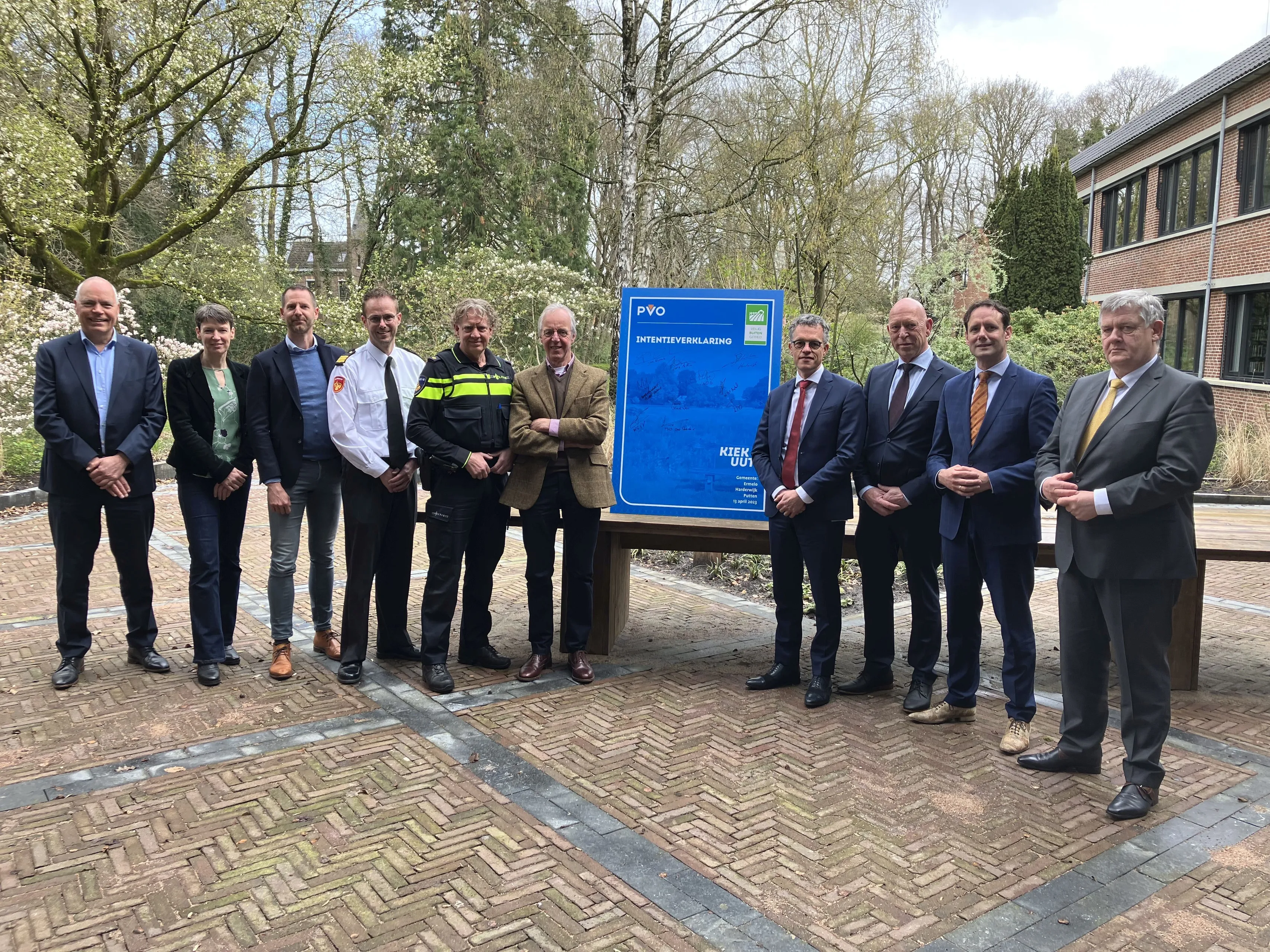 2023 05 01 pb foto bij pb ondertekening intentie veilig buitengebied 130423