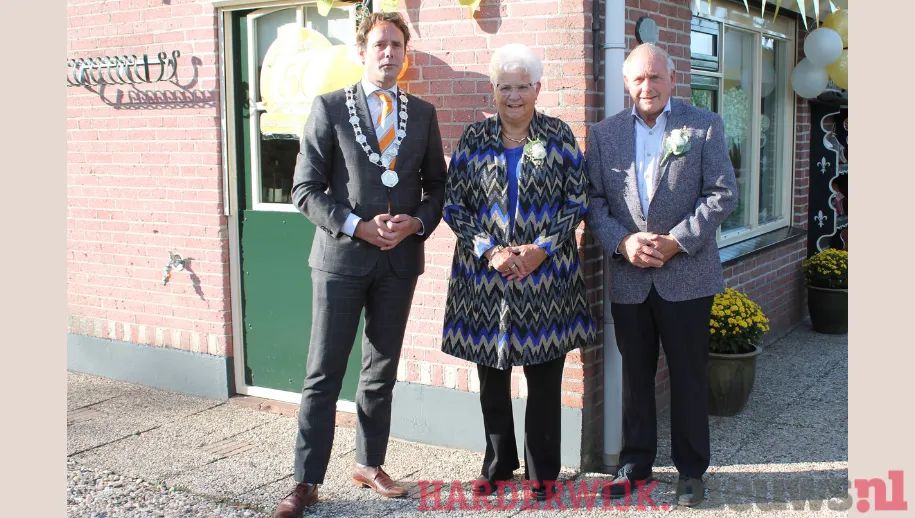 afgelopen vierden de familie van den brink van de tabaksweg hun 60 jarig huwelijk