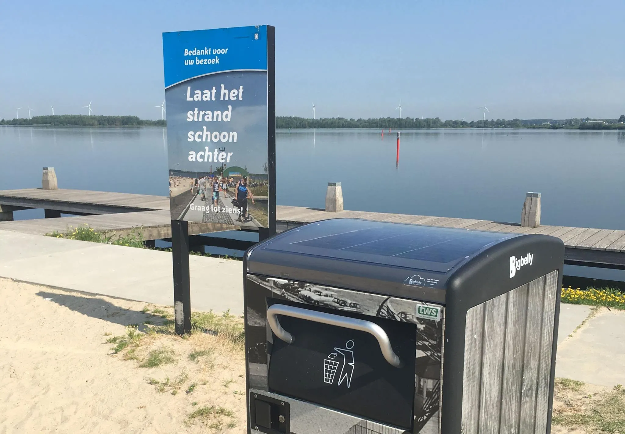afvalcontainer zonnepaneel fb gemeente harderwijk