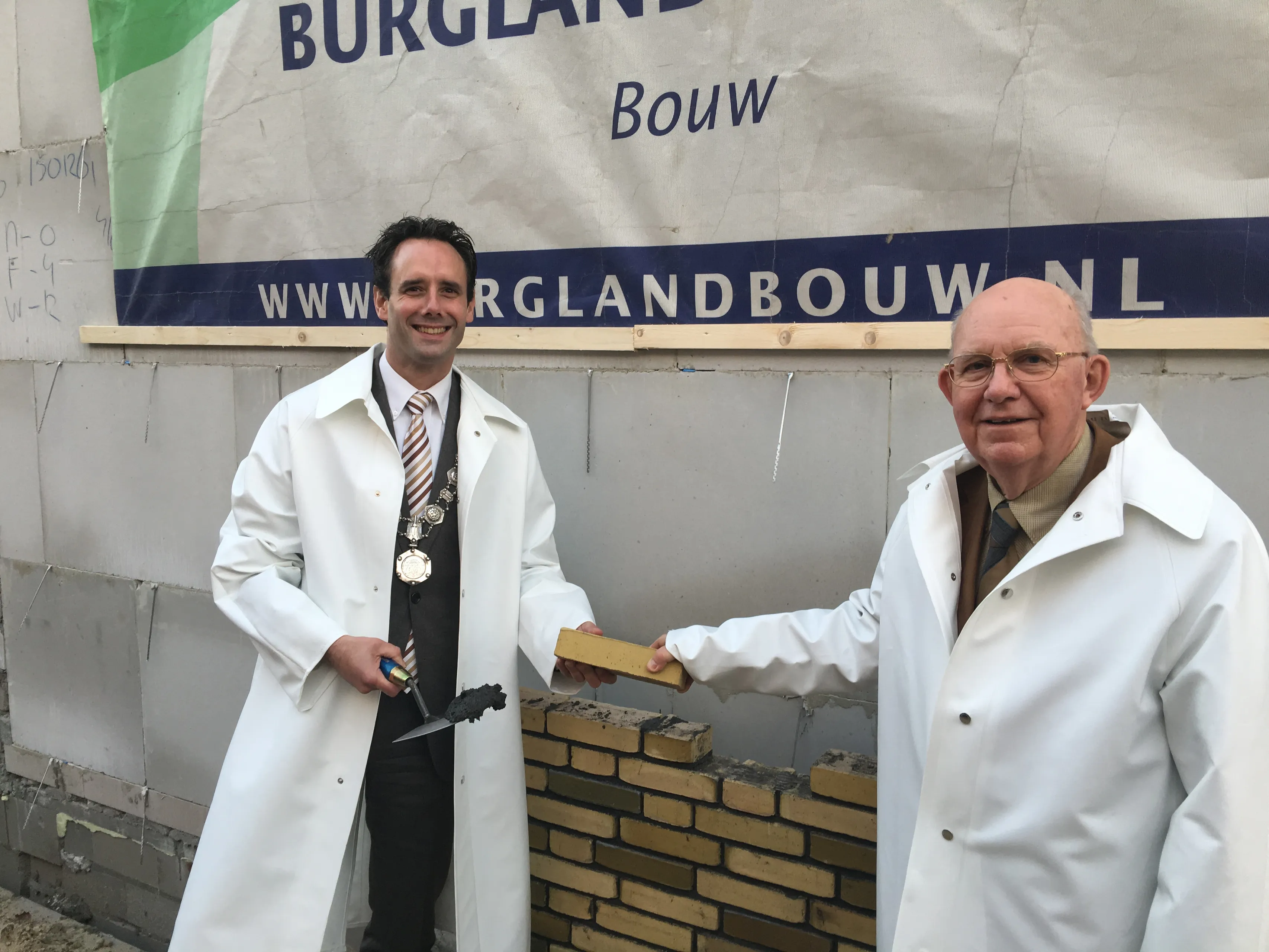 eerste steenlegging 14