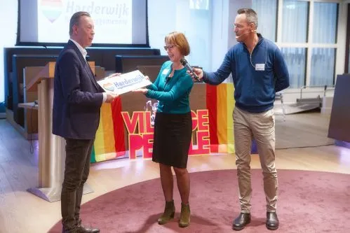 foto regenboogconferentie website