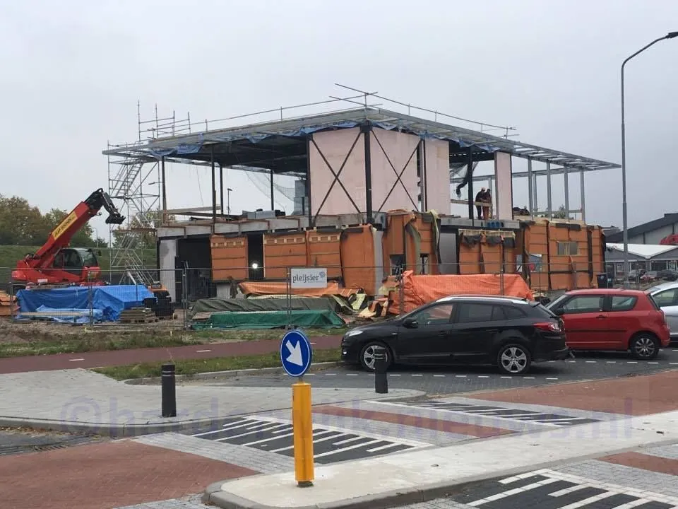 mcdonalds oktober bouw harder eigen foto