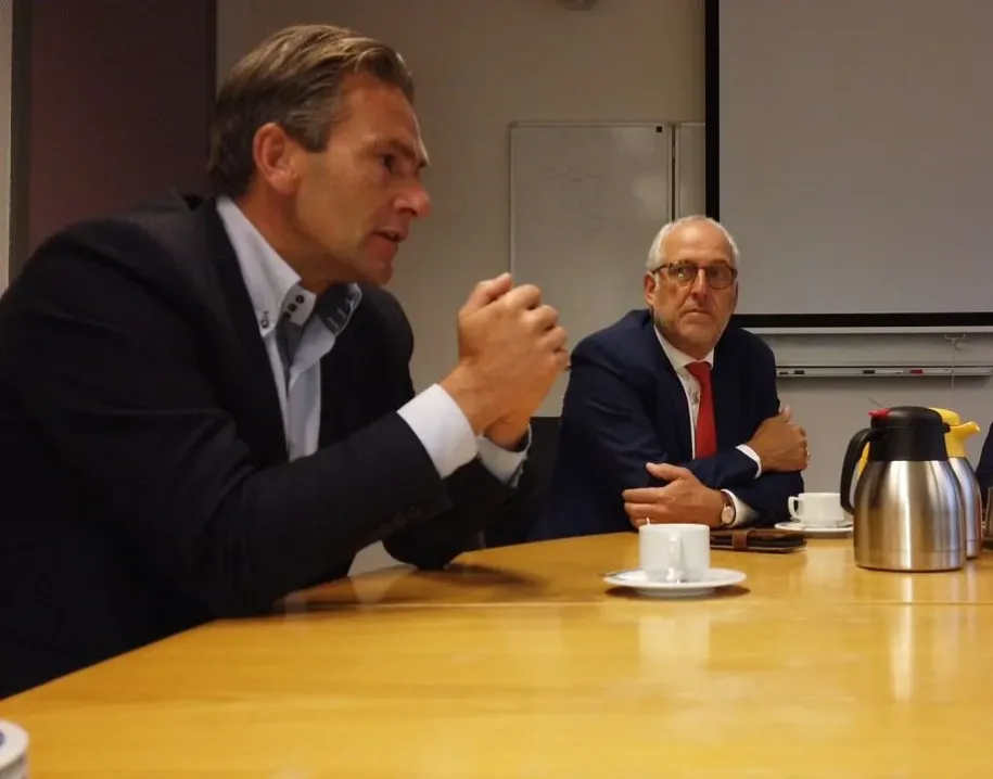 ontwerp zonder titel 68