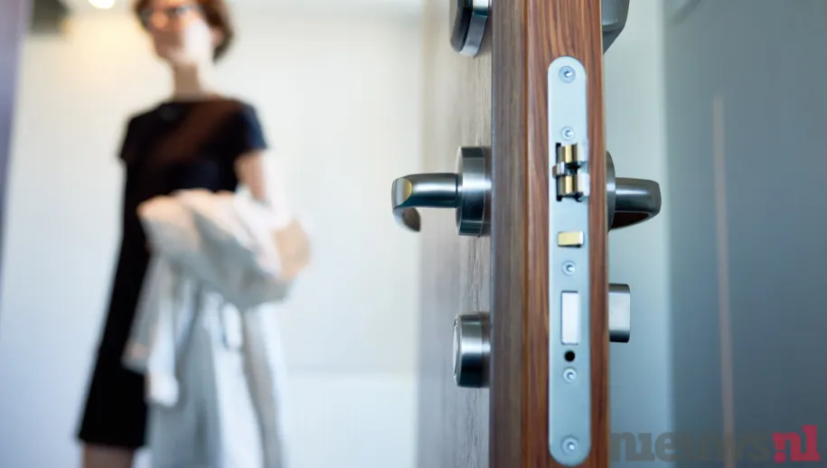 ontwerp zonder titel 83