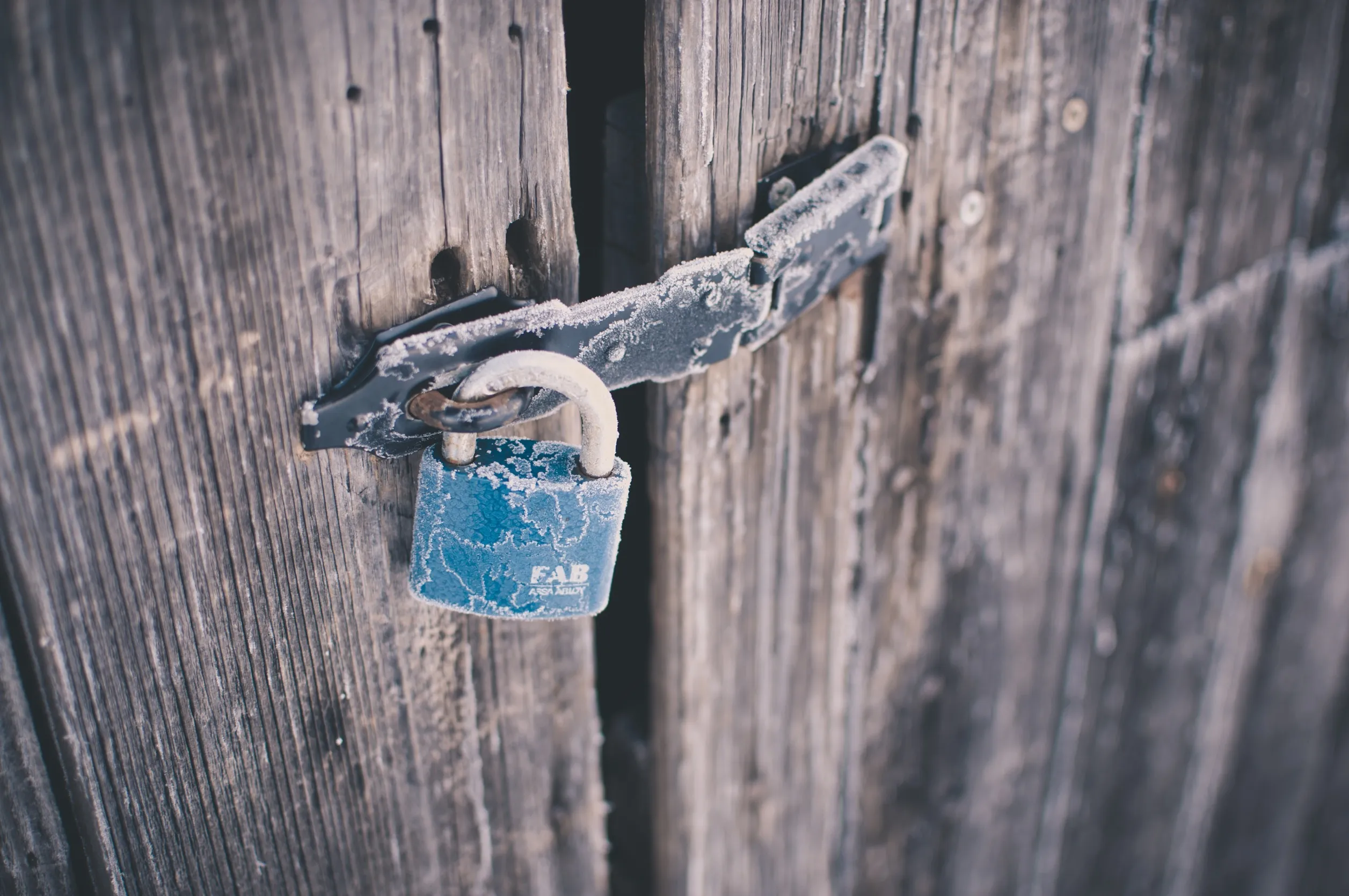 padlock 690286