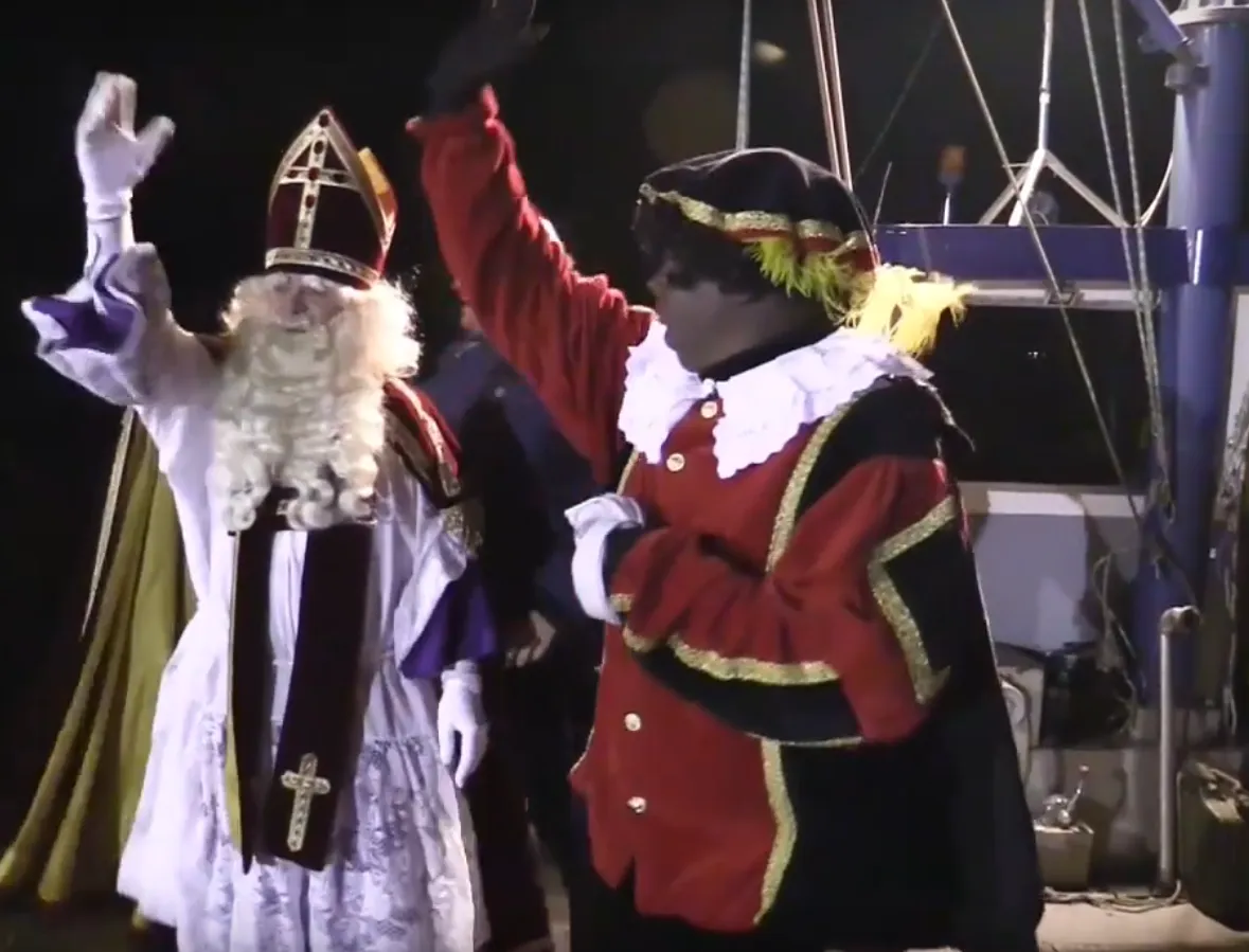 uittocht sinterklaas pieten stadsstrand still hnk