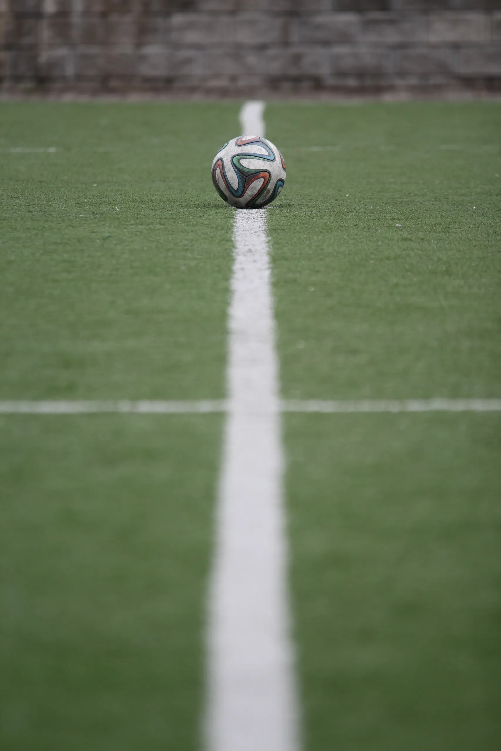 voetbal lijn gras veld verte e1449300373529