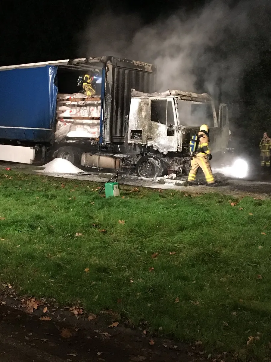 vrachtwagen a28 brand leendert foppen