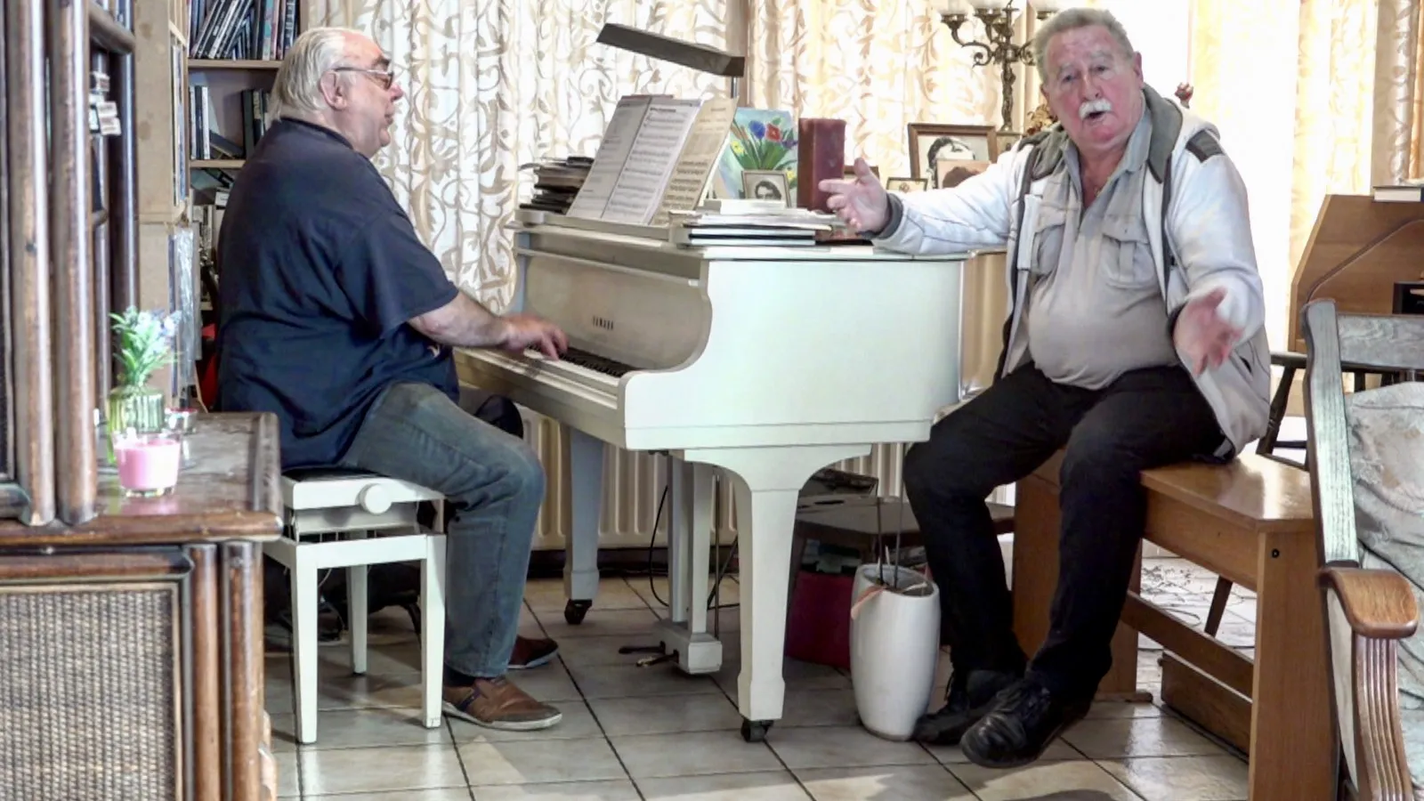 365822w1600r16 9cb0f0d6q90