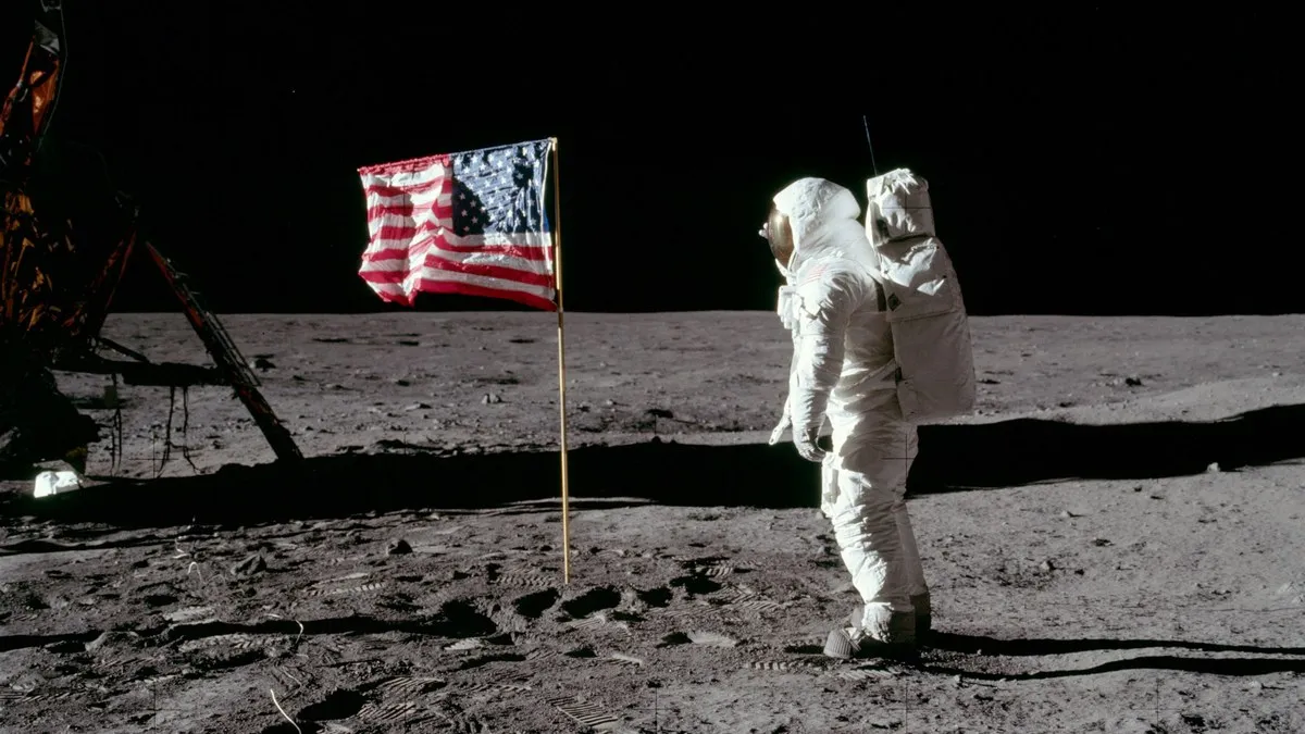 buzz salutes the us flag wiki