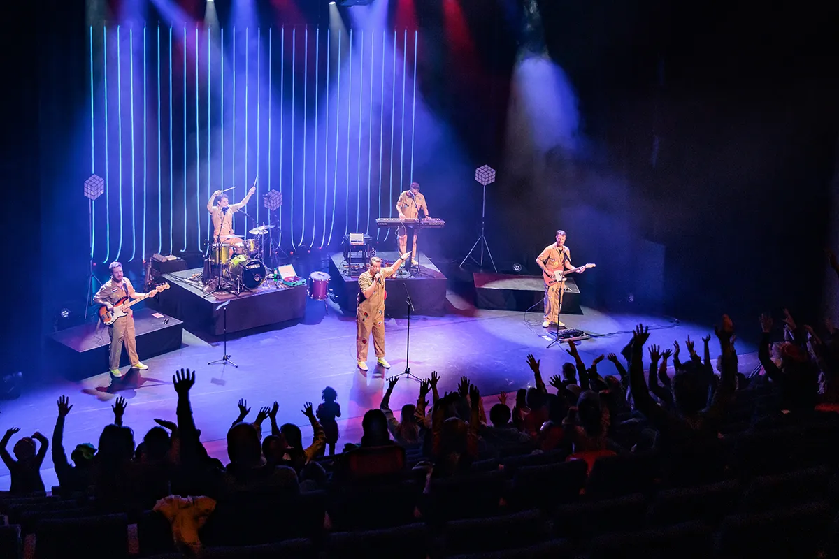 kinderpopconcert scenefoto4 roelwelvaarts