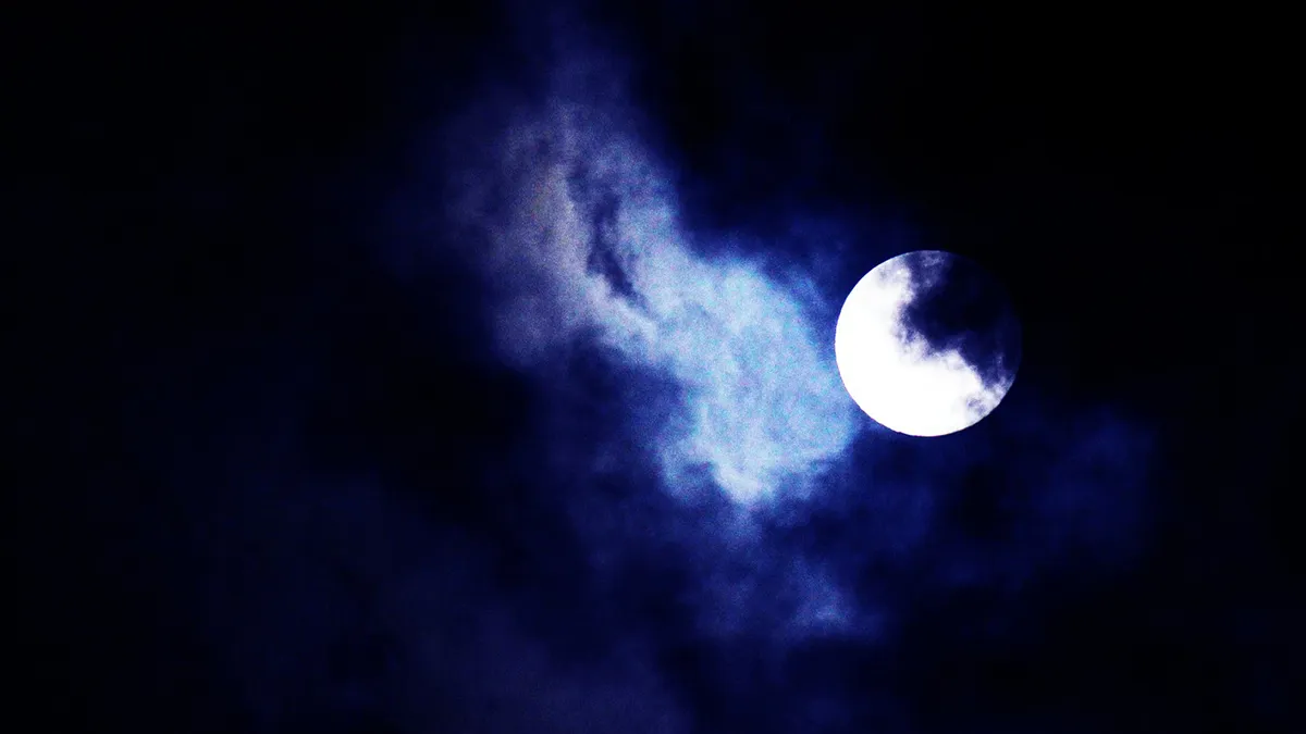 moon 461907 1920 pixabay