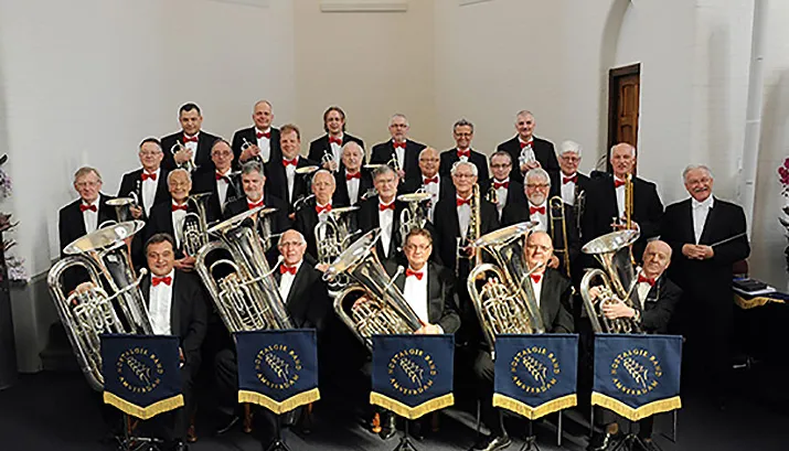 nostalgie band banner