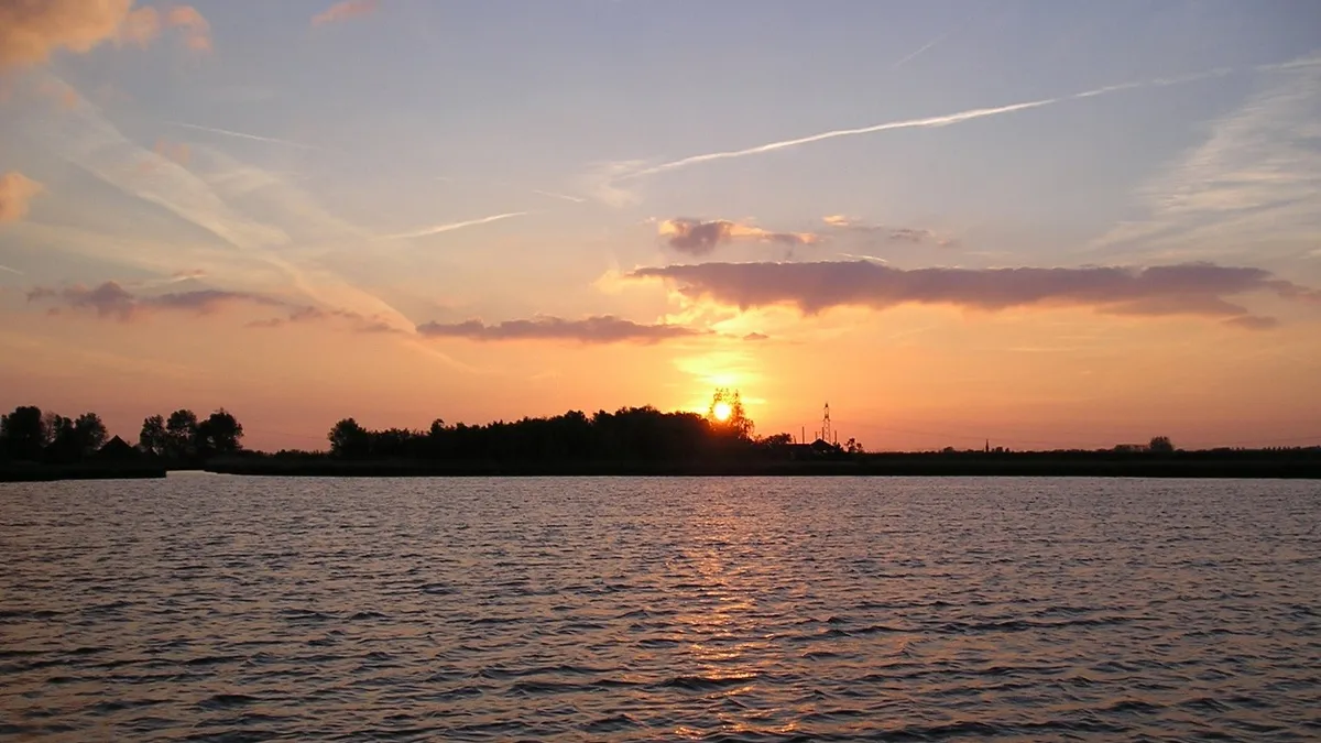 persbericht midzomer zon onder op de lei