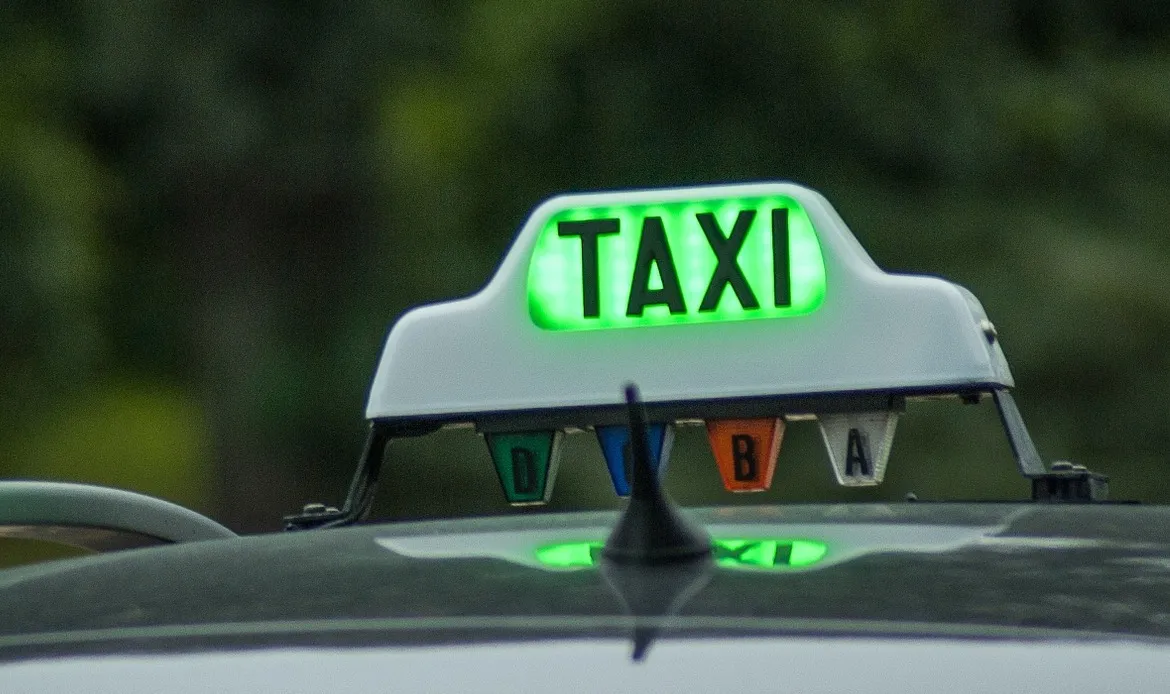 taxi 1161124 1920