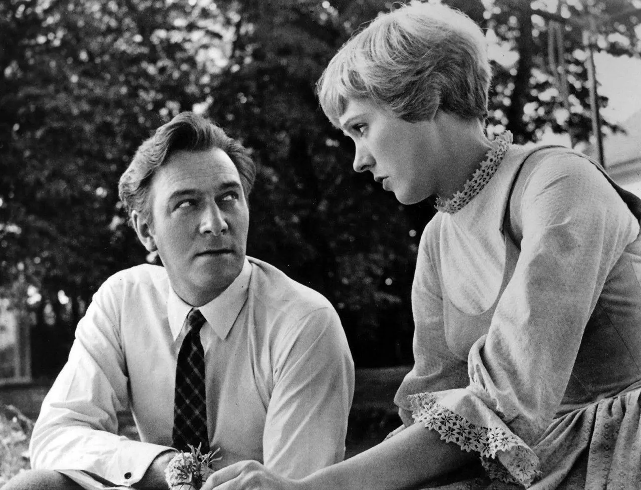 1280px the sound of music christopher plummer and julie andrews