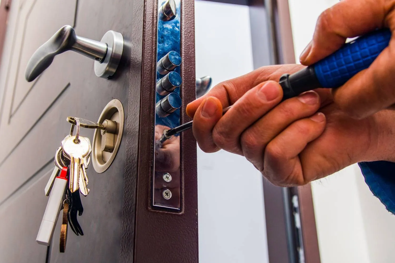 u_pc21eg4wlc-locksmith-8559026